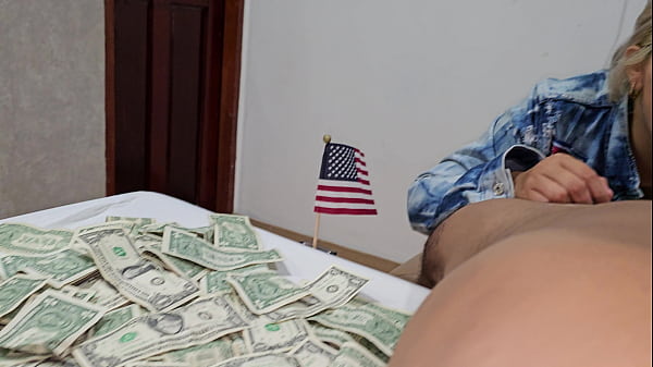 ORAL SEX MASTER TAKES ME TO HEAVEN WITH HER LICKING AND SUCKING OF MY BLACK COCK.